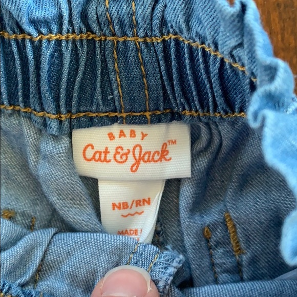 Newborn clothes - Picture 2 of 3